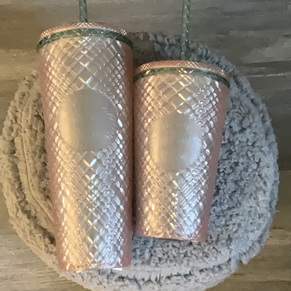 Jeweled pink pearl Tumbler set
